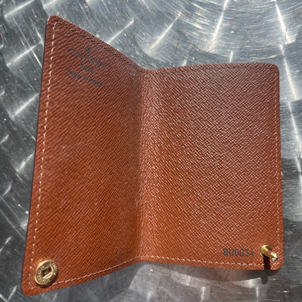 Auth LOUIS VUITTON card case w gold snaps. NBU. missing plastic card sleeves - Picture 3 of 8